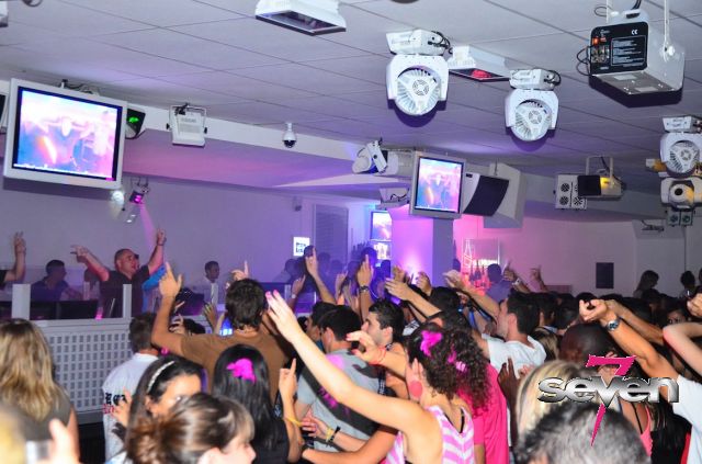 Cliquer pour voir l'image en taille réelle