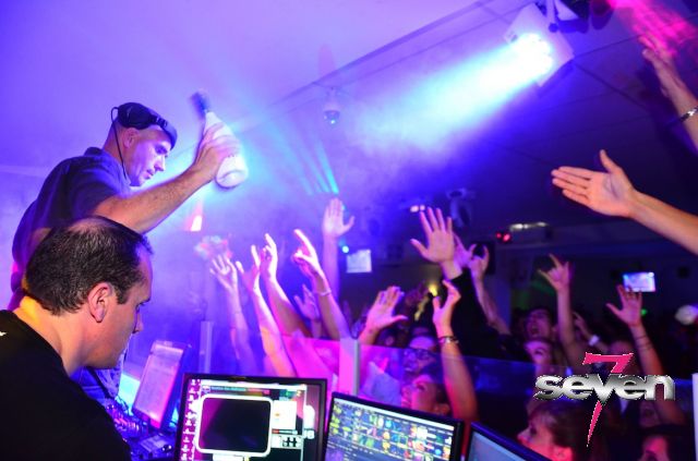 Cliquer pour voir l'image en taille réelle