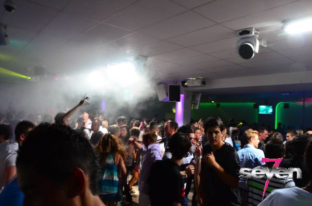 Cliquer pour voir l'image en taille réelle