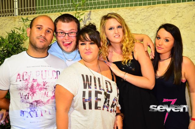 Cliquer pour voir l'image en taille réelle