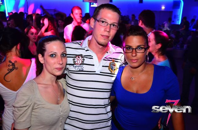 Cliquer pour voir l'image en taille réelle