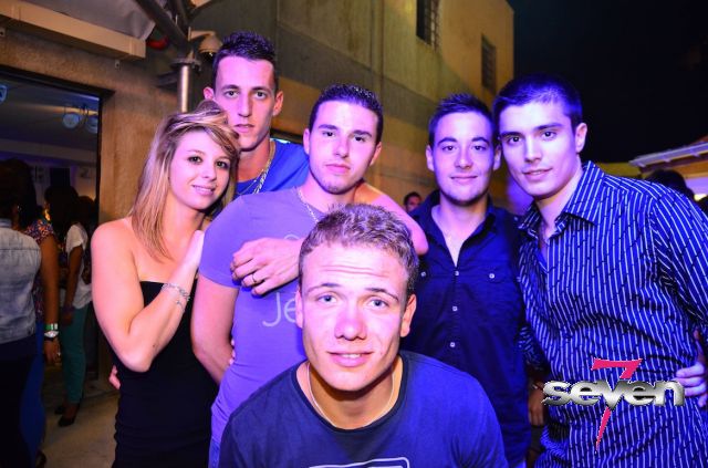 Cliquer pour voir l'image en taille réelle