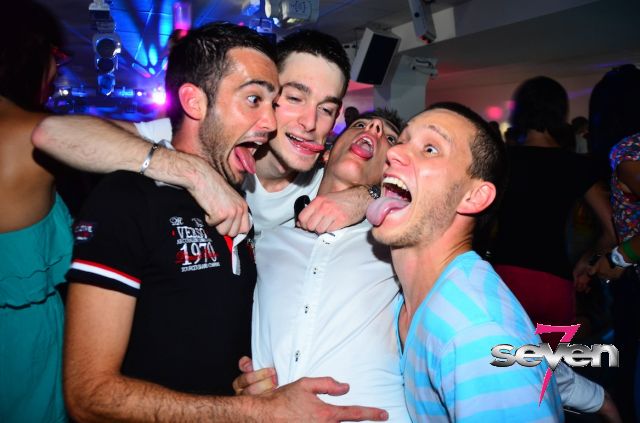 Cliquer pour voir l'image en taille réelle