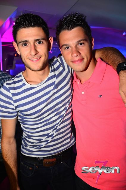 Cliquer pour voir l'image en taille réelle