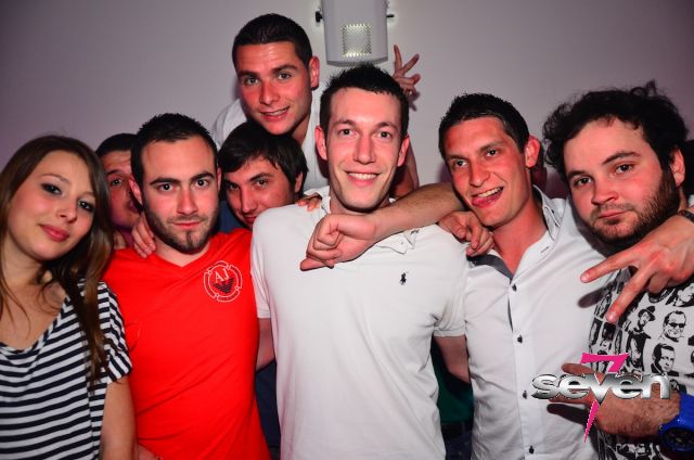 Cliquer pour voir l'image en taille réelle