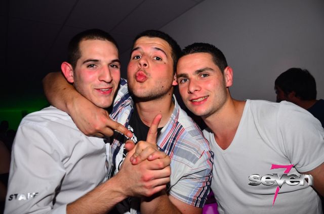 Cliquer pour voir l'image en taille réelle