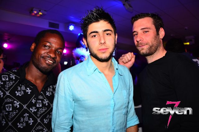 Cliquer pour voir l'image en taille réelle