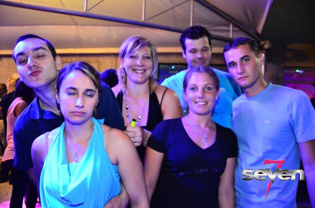 Cliquer pour voir l'image en taille réelle