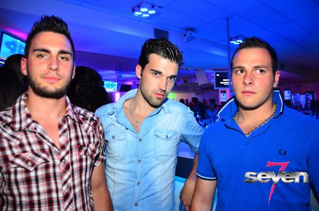 Cliquer pour voir l'image en taille réelle