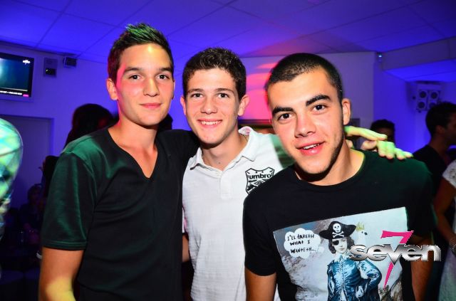 Cliquer pour voir l'image en taille réelle