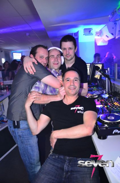 Cliquer pour voir l'image en taille réelle