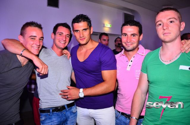 Cliquer pour voir l'image en taille réelle