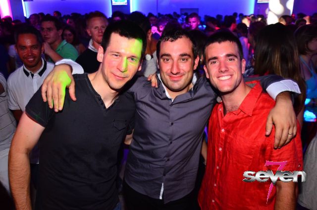 Cliquer pour voir l'image en taille réelle