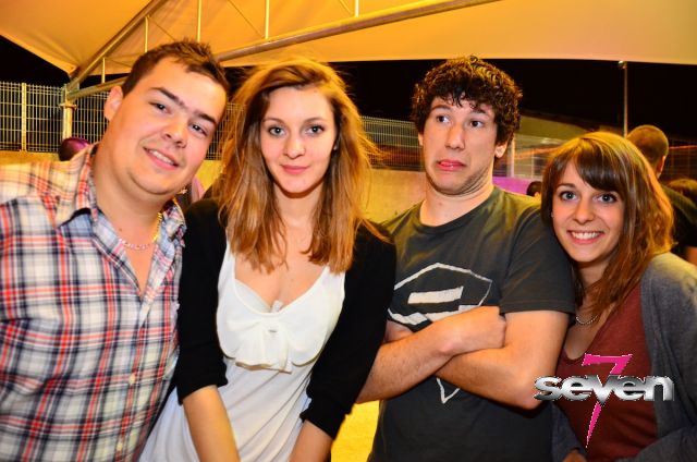 Cliquer pour voir l'image en taille réelle