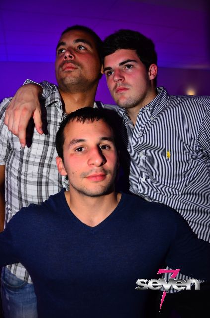 Cliquer pour voir l'image en taille réelle