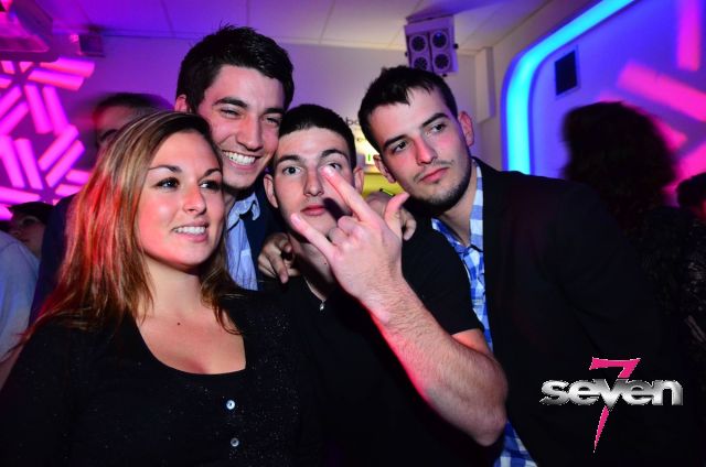 Cliquer pour voir l'image en taille réelle