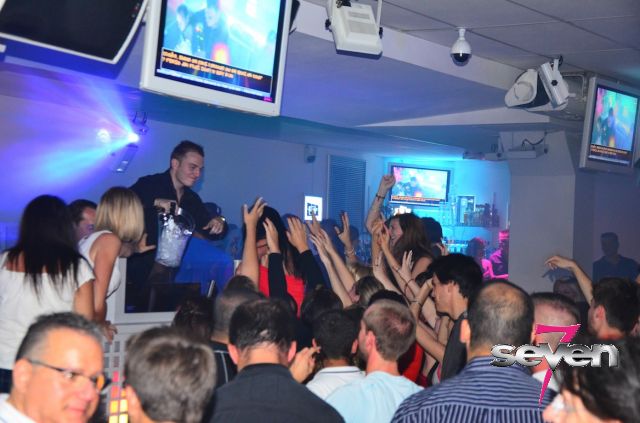 Cliquer pour voir l'image en taille réelle