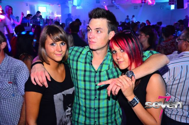 Cliquer pour voir l'image en taille réelle