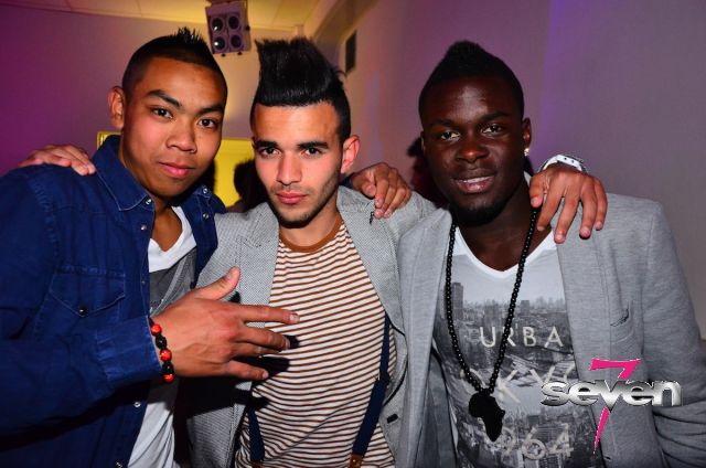 Cliquer pour voir l'image en taille réelle