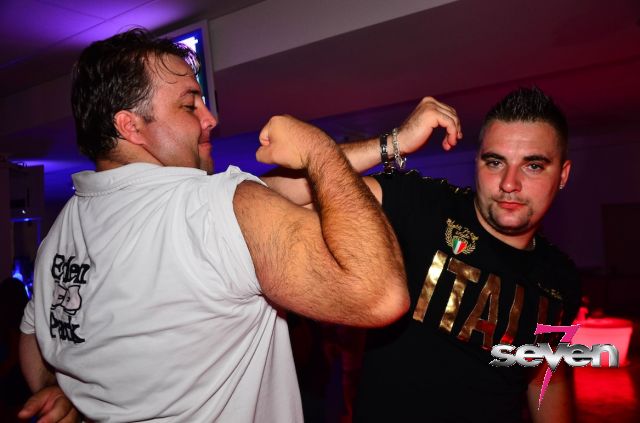 Cliquer pour voir l'image en taille réelle