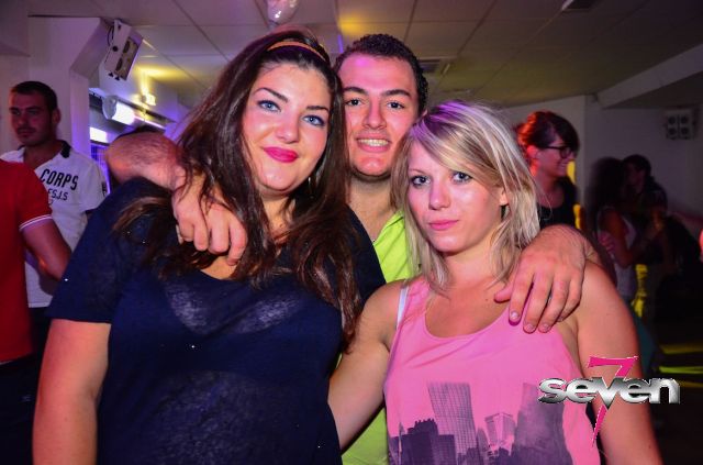 Cliquer pour voir l'image en taille réelle