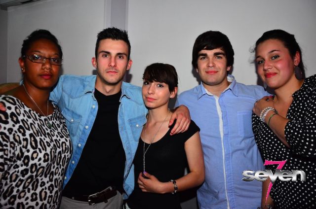 Cliquer pour voir l'image en taille réelle