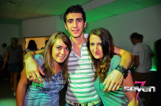 Cliquer pour voir l'image en taille réelle