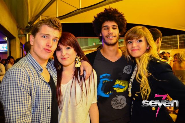 Cliquer pour voir l'image en taille réelle