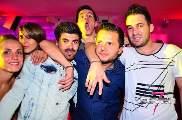 Cliquer pour voir l'image en taille réelle