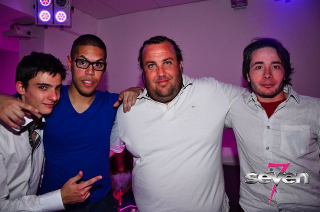 Cliquer pour voir l'image en taille réelle