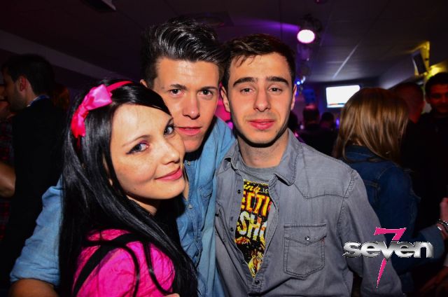 Cliquer pour voir l'image en taille réelle