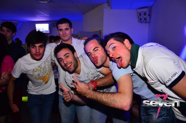 Cliquer pour voir l'image en taille réelle