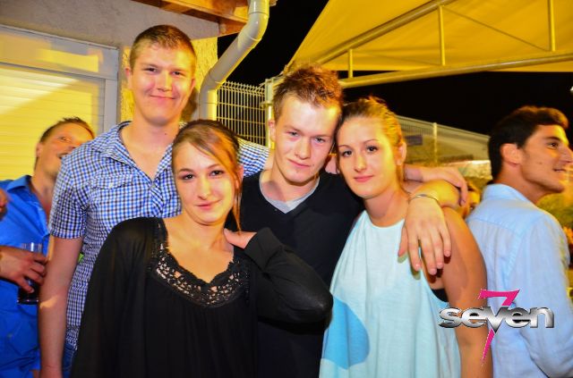 Cliquer pour voir l'image en taille réelle