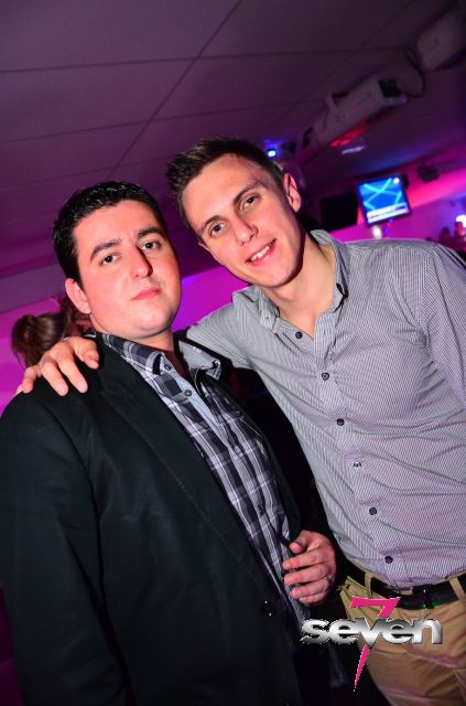 Cliquer pour voir l'image en taille réelle