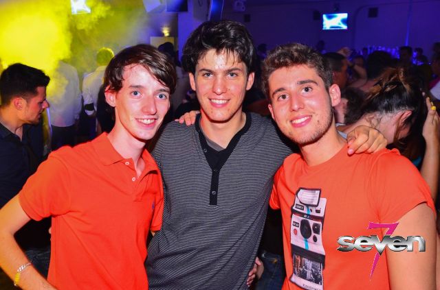 Cliquer pour voir l'image en taille réelle