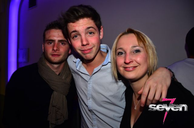 Cliquer pour voir l'image en taille réelle