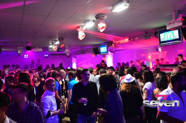 Cliquer pour voir l'image en taille réelle