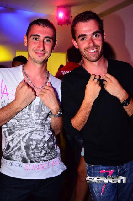 Cliquer pour voir l'image en taille réelle