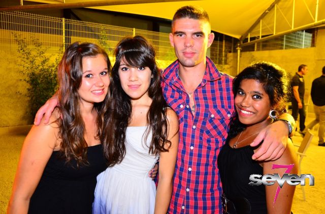 Cliquer pour voir l'image en taille réelle