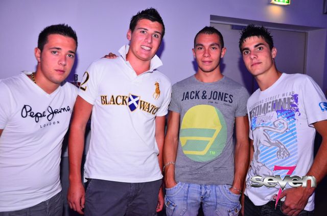 Cliquer pour voir l'image en taille réelle