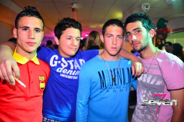 Cliquer pour voir l'image en taille réelle