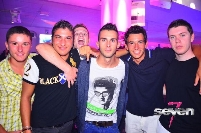 Cliquer pour voir l'image en taille réelle