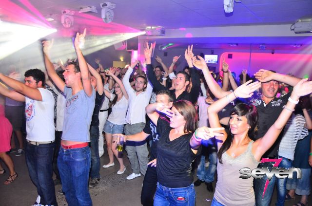 Cliquer pour voir l'image en taille réelle