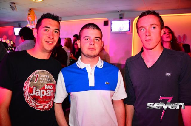 Cliquer pour voir l'image en taille réelle