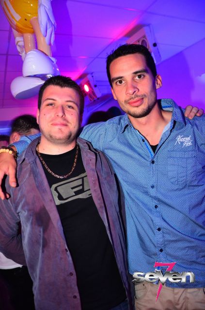 Cliquer pour voir l'image en taille réelle