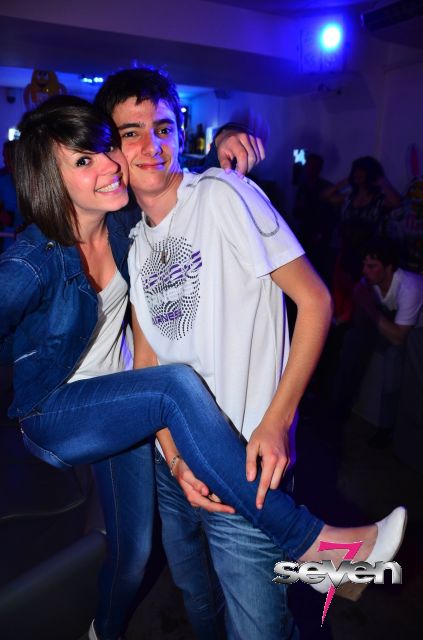 Cliquer pour voir l'image en taille réelle