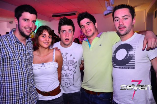 Cliquer pour voir l'image en taille réelle