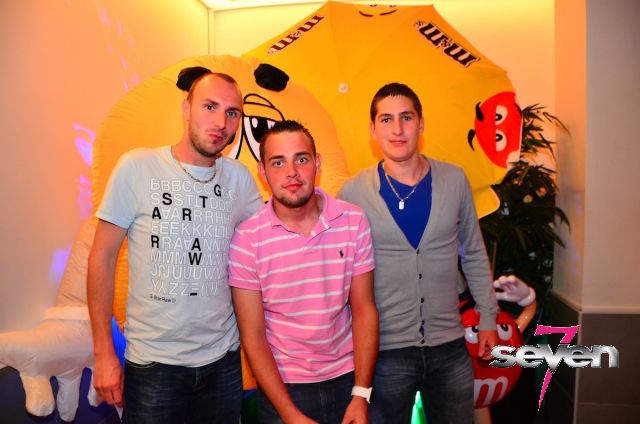 Cliquer pour voir l'image en taille réelle