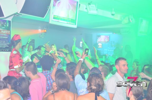 Cliquer pour voir l'image en taille réelle