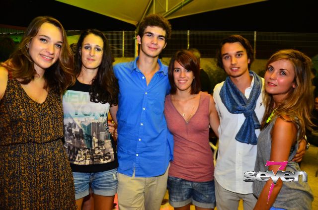 Cliquer pour voir l'image en taille réelle